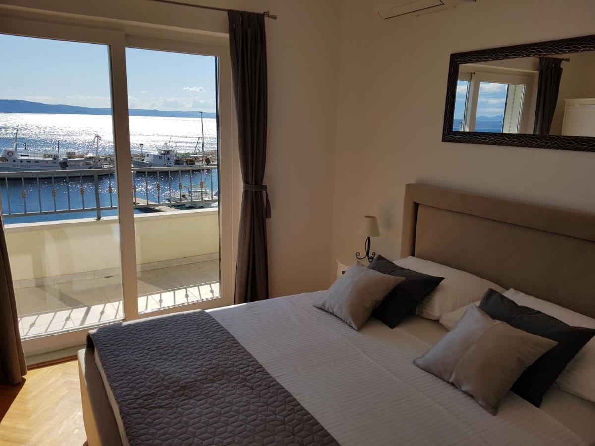 פודגורה Apartments Gaston מראה חיצוני תמונה