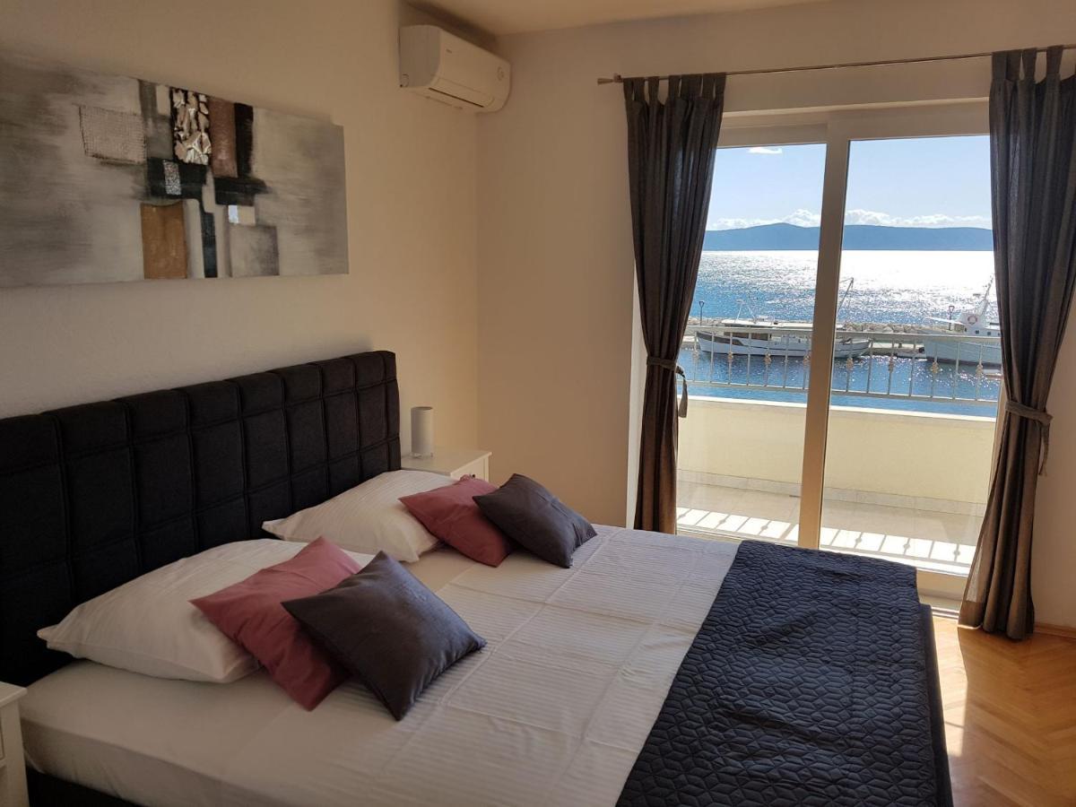 פודגורה Apartments Gaston מראה חיצוני תמונה
